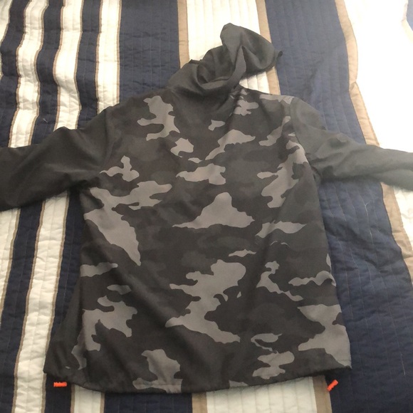 Men’s Lightweight Hooded Anorak - Picture 3 of 3